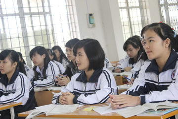 Bộ Giáo dục và Đào tạo thông qua Chương trình giáo dục phổ thông tổng thể