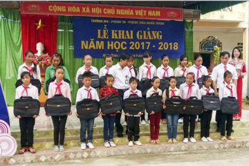 Công đoàn, đoàn thanh niên trường Hữu Nghị T78 tổ chức vận động quyên góp ủng hộ nhà giáo, người lao động và học sinh các tỉnh niềm núi phía Bắc