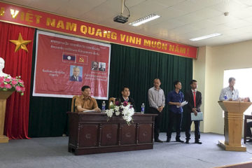 Chi bộ Đảng LHS Lào tổ chức kết nạp Đảng viên mới