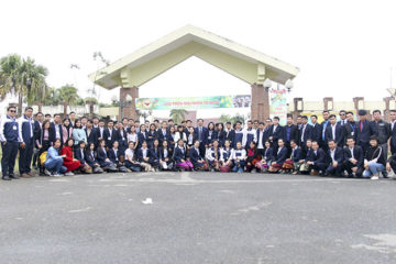 Trường Hữu Nghị T78 tổ chức cho lưu học sinh Lào thăm quan tại K9, Làng văn hóa các dân tộc Việt Nam