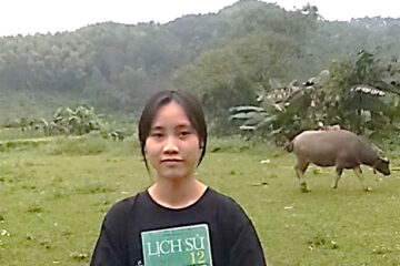 Nữ sinh người dân tộc Dao – Trường Hữu Nghị T78 vinh dự nhận học bổng “Ươm mầm tài năng” năm học 2021 – 2022 của Học viện Nông nghiệp Việt Nam