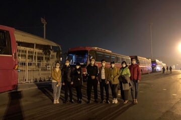 Vui mừng  đón học sinh khối 12 trở lại trường năm học 2021-2022